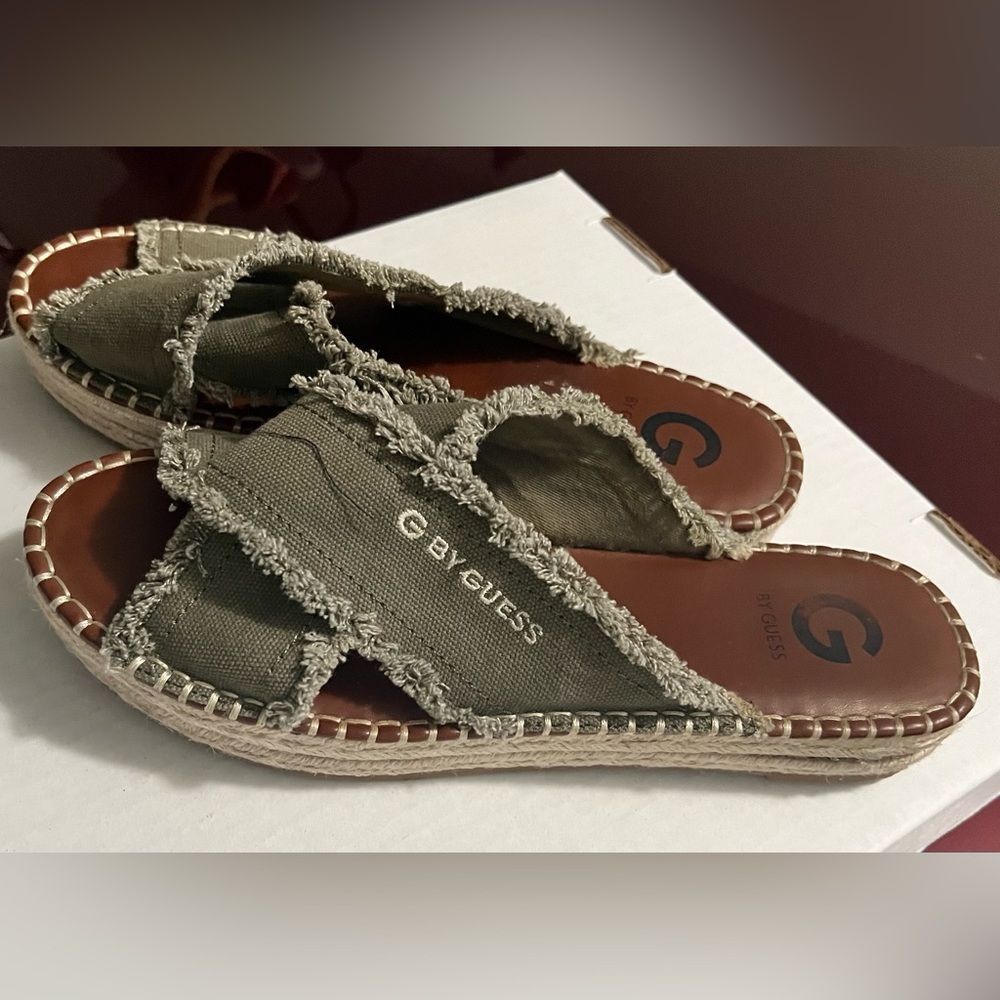 G by Guess sandal; womens sz 10
